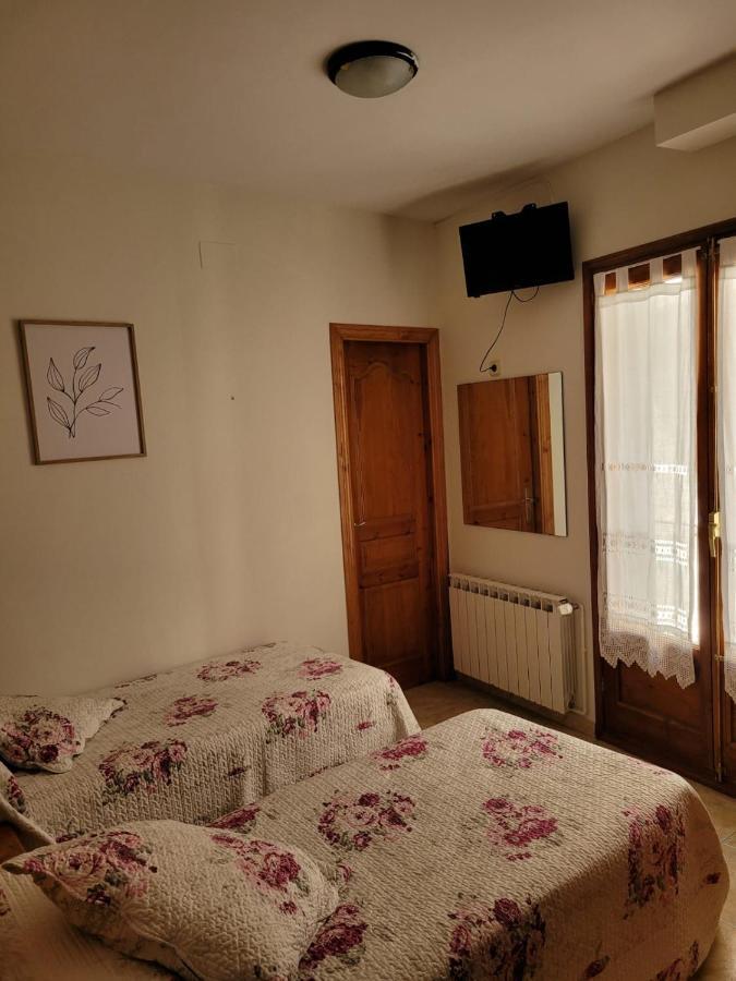 Allotjament Rural Casa Milagros Barruera Buitenkant foto
